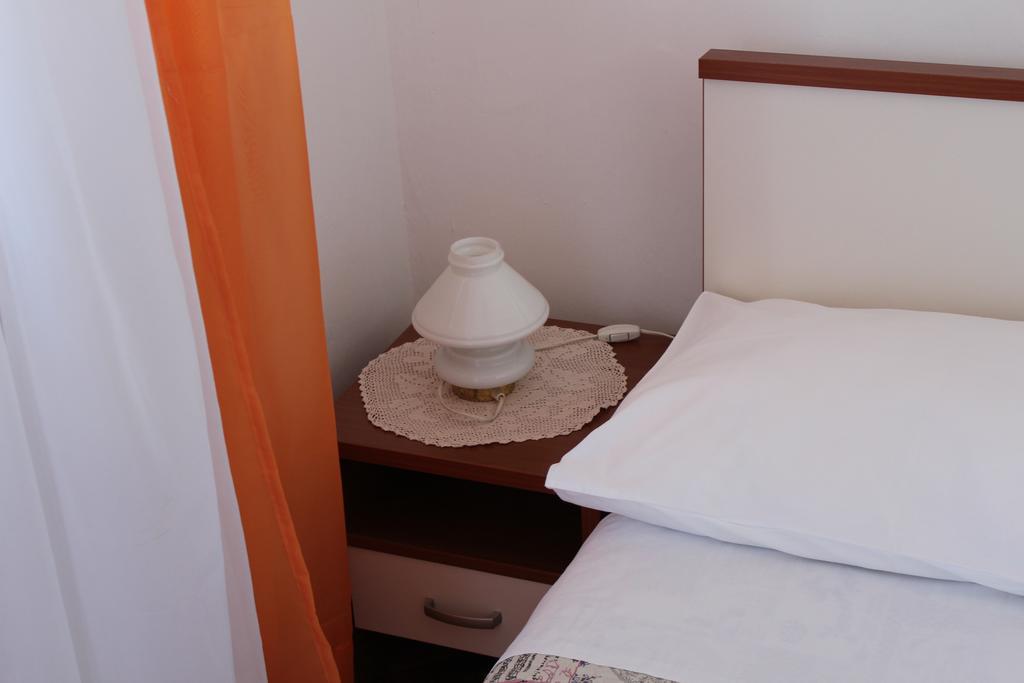 Apartment Muzic Mali Losinj Room photo