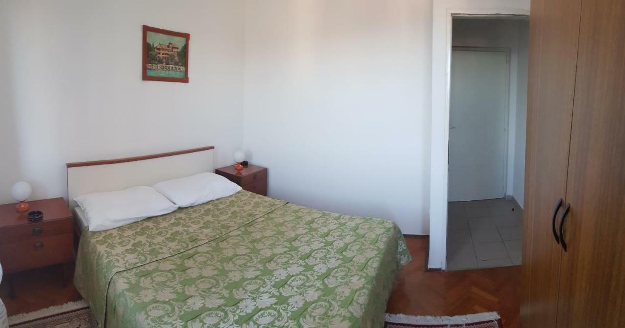 Apartment Muzic Mali Losinj Exterior photo